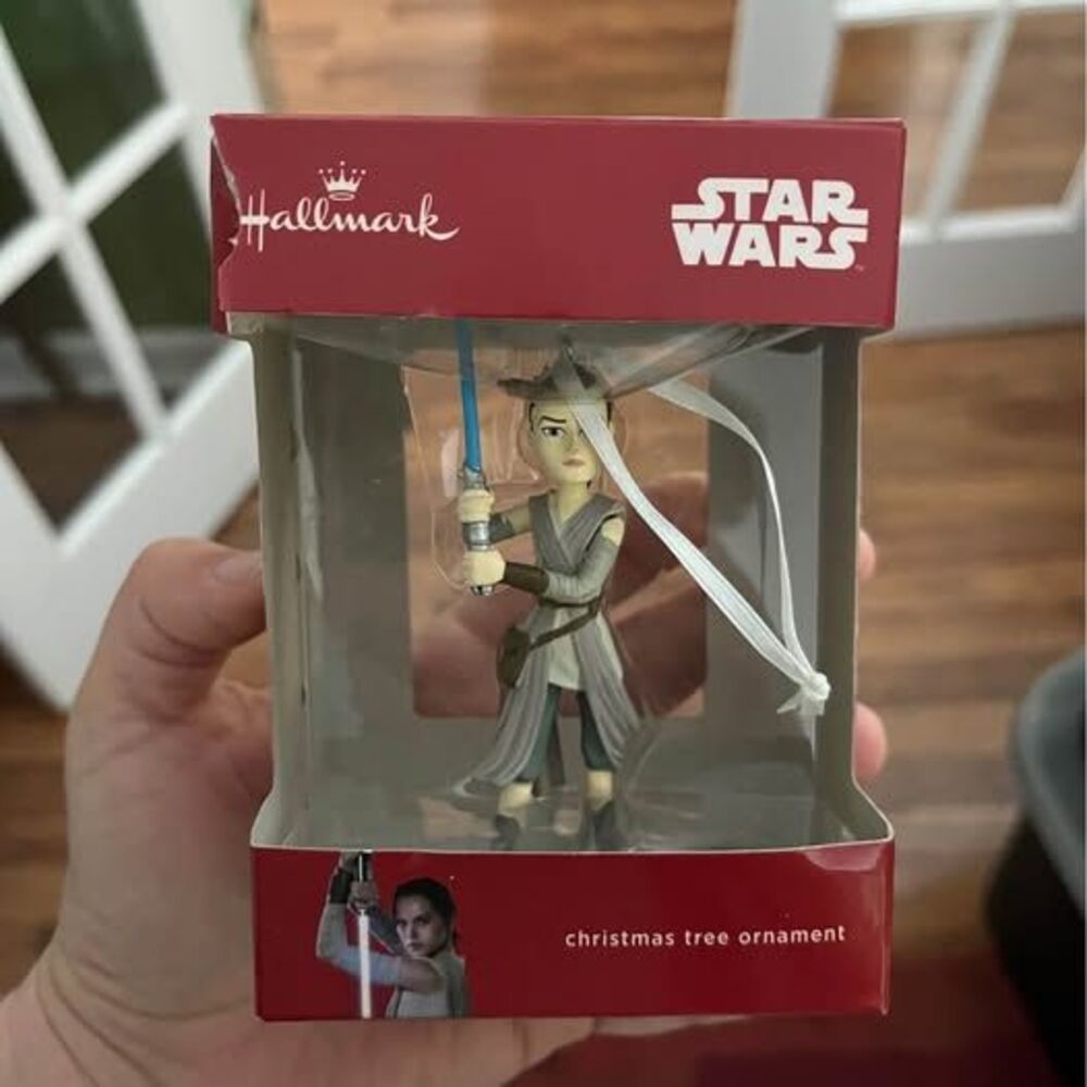 Hallmark Star Wars Rey Christmas Tree Ornament